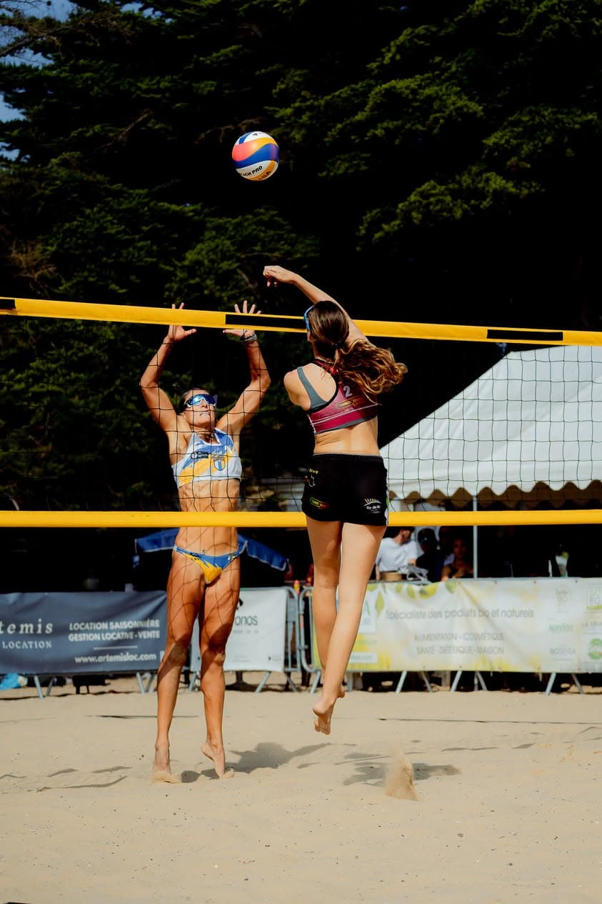 Au Bois-Plage-en-Ré, le beach-volley européen s’est joué les pieds dans le sable
