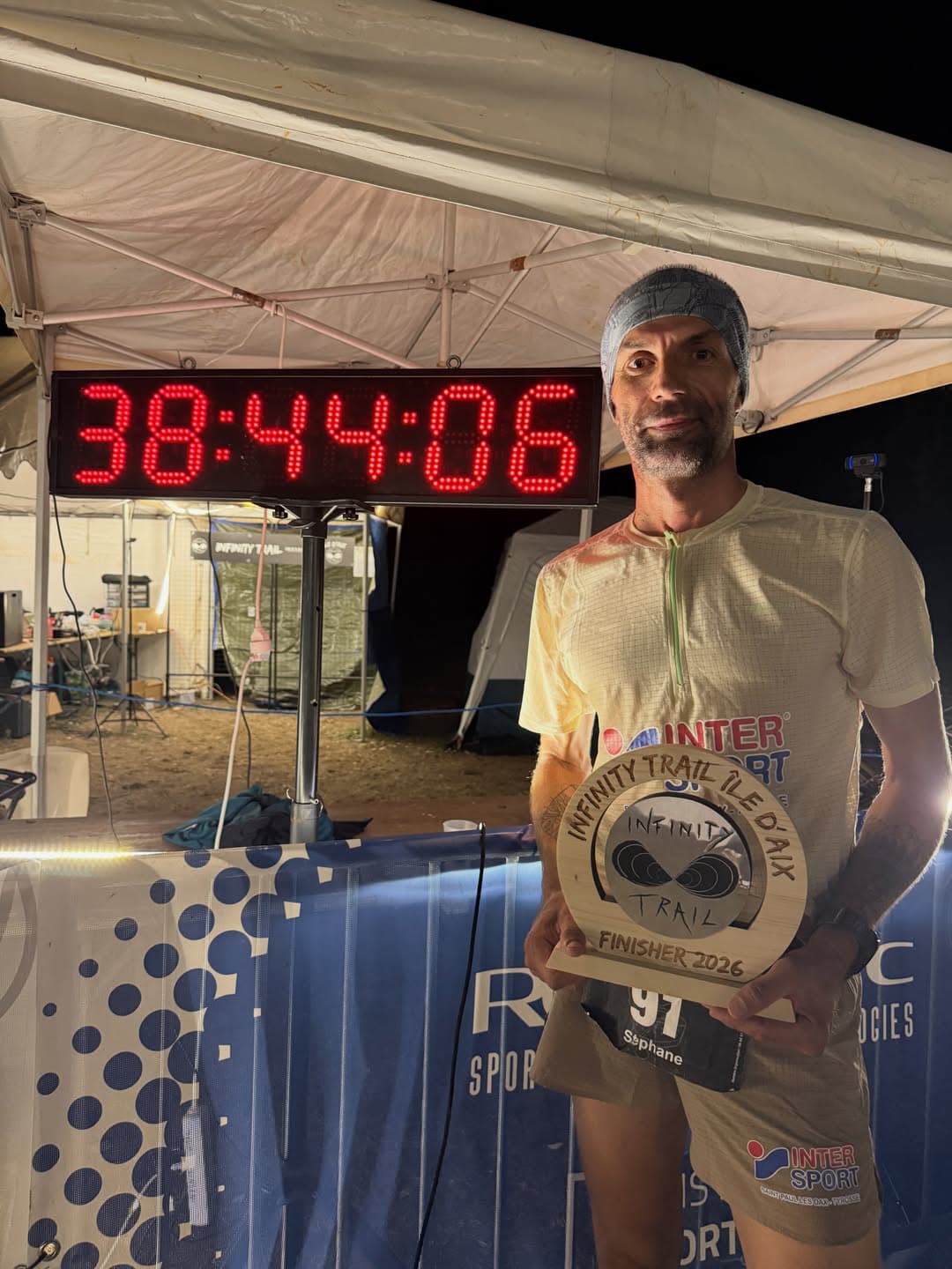 Île d’Aix : Stéphane Daudigeos remporte l’Infinity Trail après 261 kilomètres